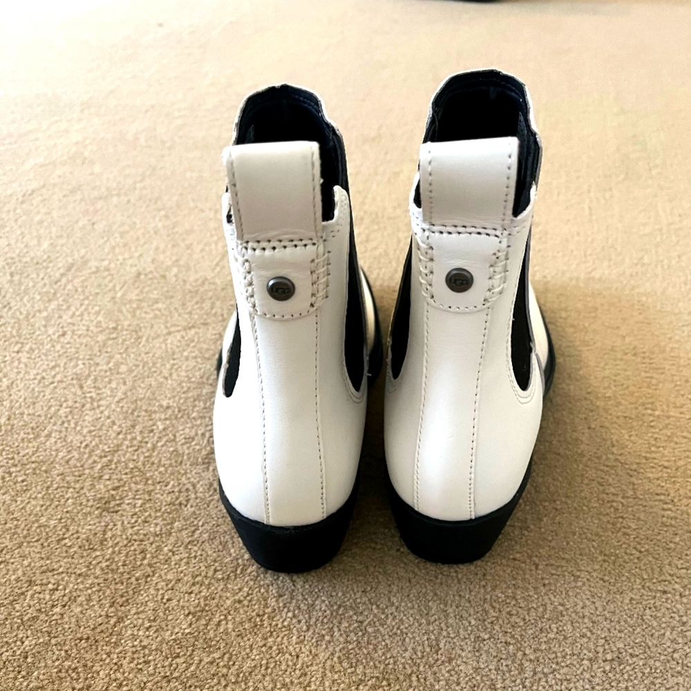UGG white Chelsea Boot